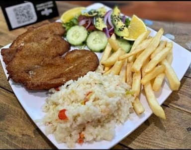 Filete de Pescado Empanizado o A la Plancha