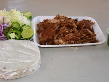 1/4 de Carnitas*