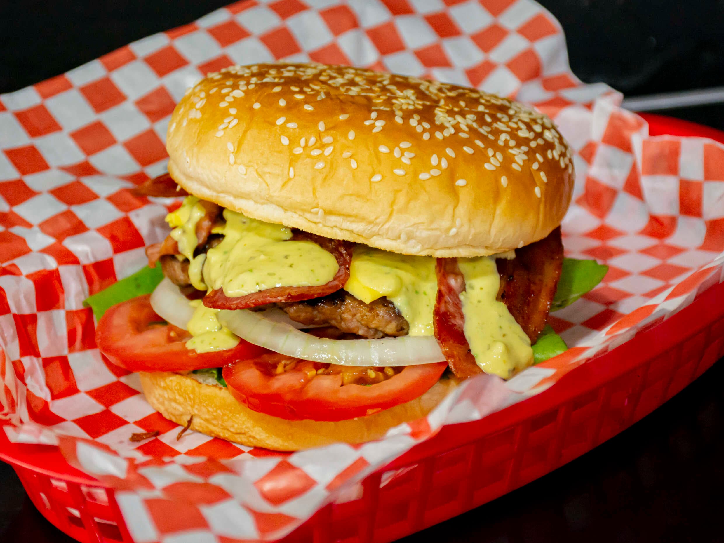Hamburguesa Guatemalteca Sencilla