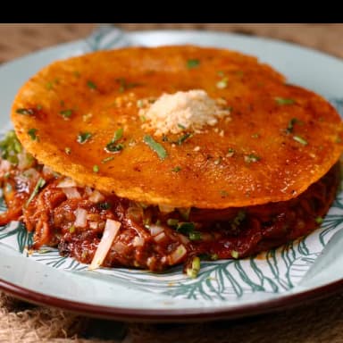 Mulita de Birria