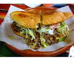 Torta de Carne Asada con Soda Gratis