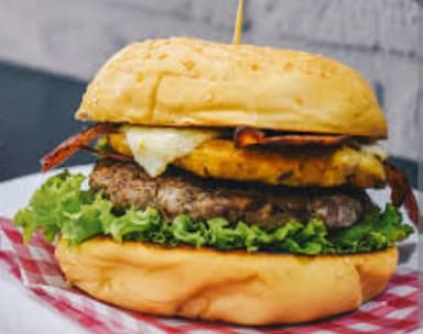 Hamburguesa Combinada