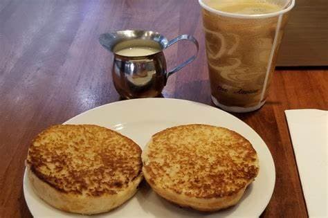 Combo Bisquete y cafe