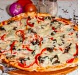 Pizza Pollo, Champiñones y Queso 8 Porciones