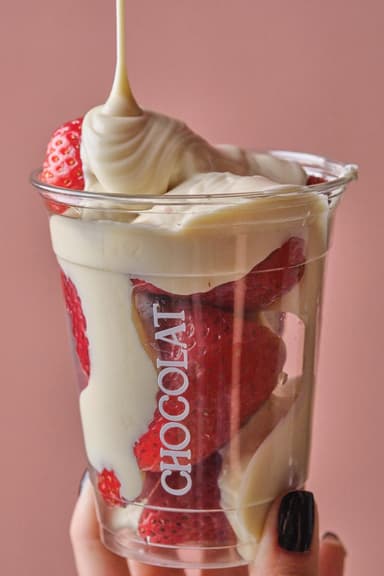 Fresas con Chocolate Blanco Grande 12 oz
