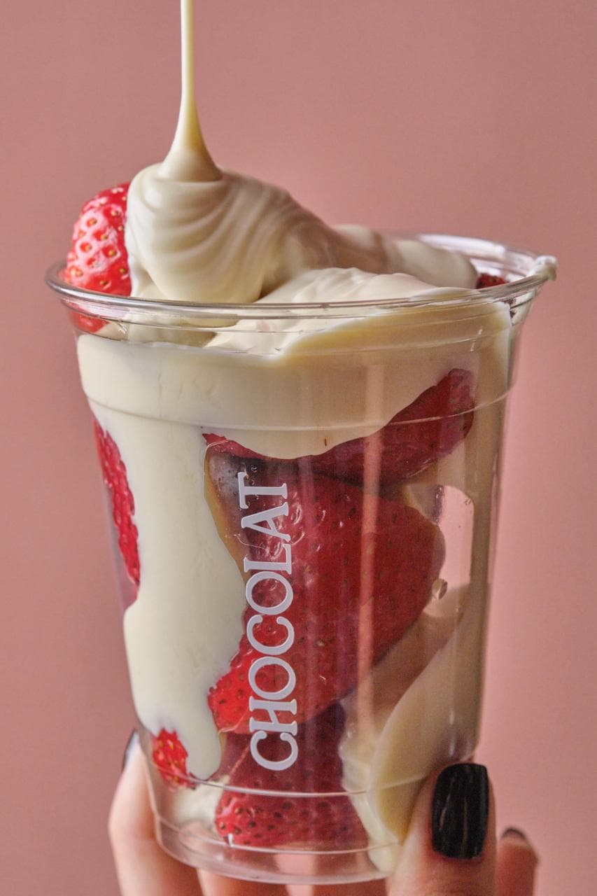 Fresas con Chocolate Blanco Grande 12 oz