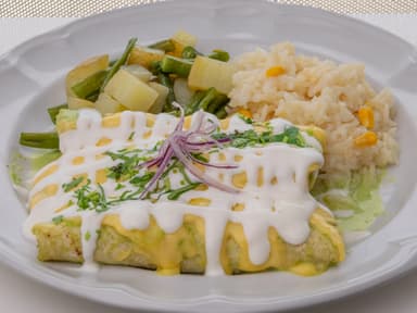 Combo Entrada + Enchiladas Suizas Verdes + Bebida