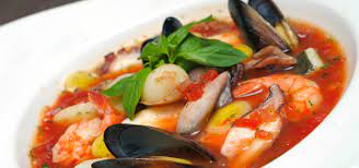 Sopa de Mariscos en Pulpa