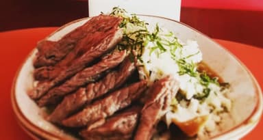 Chilaquilex con Arrachera