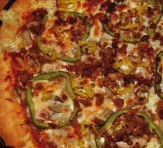 Pizza Especial Gil's (16 porciones)