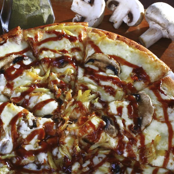 Pizza Personal Pollo BBQ.