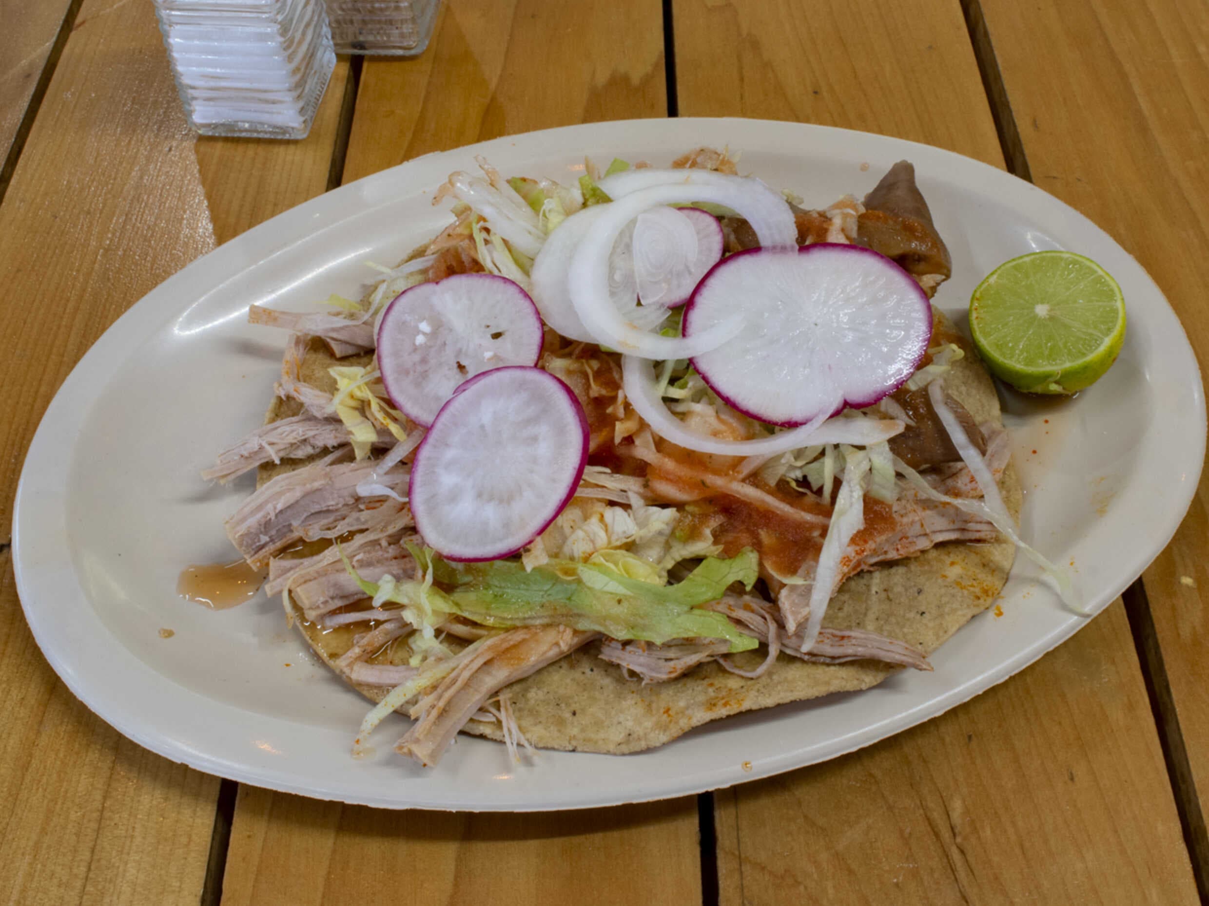 Tostada de Cueritos