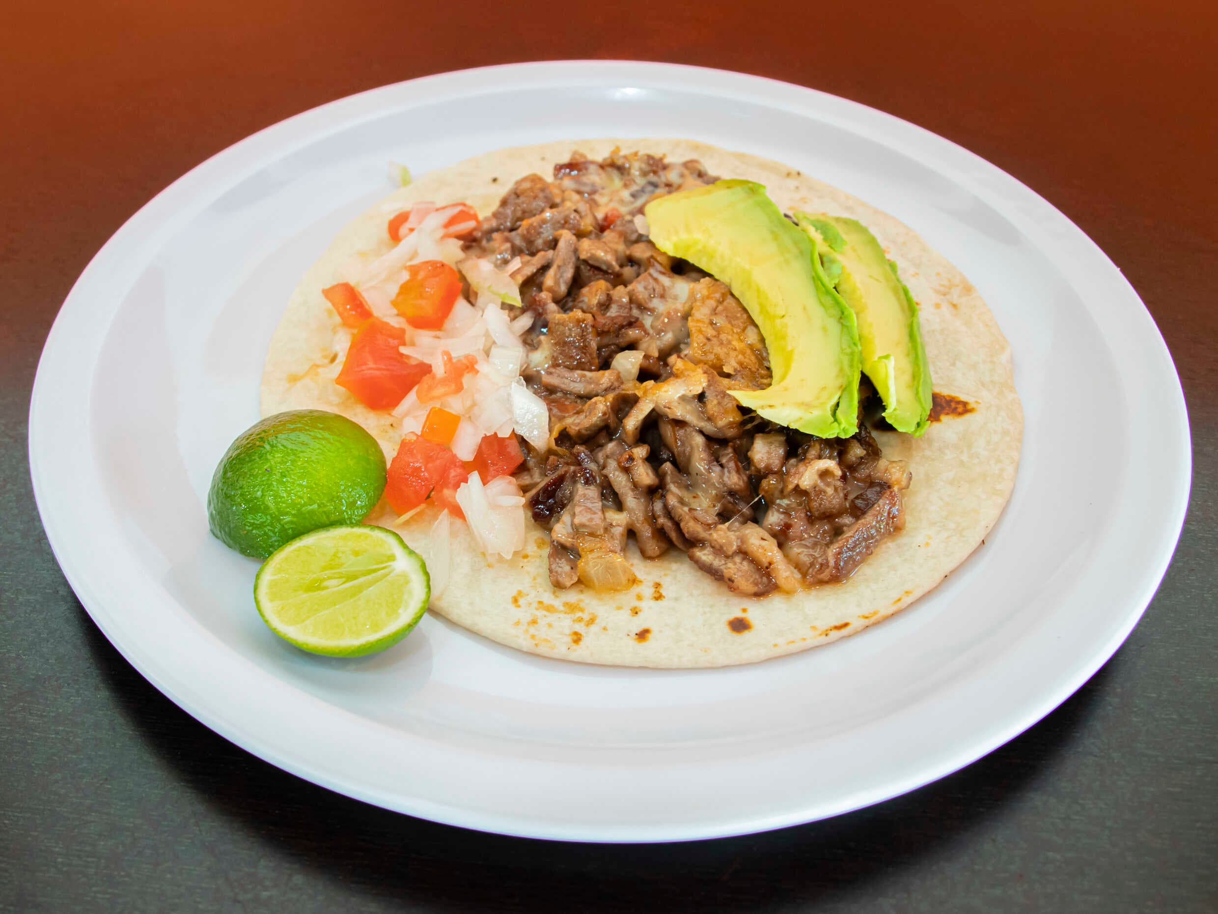 Bistec con Tortilla de Harina