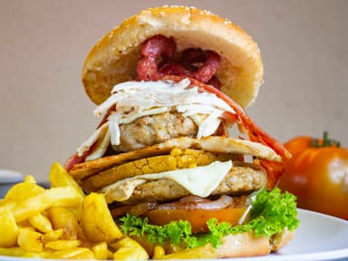 Hamburguesa MegaTriple