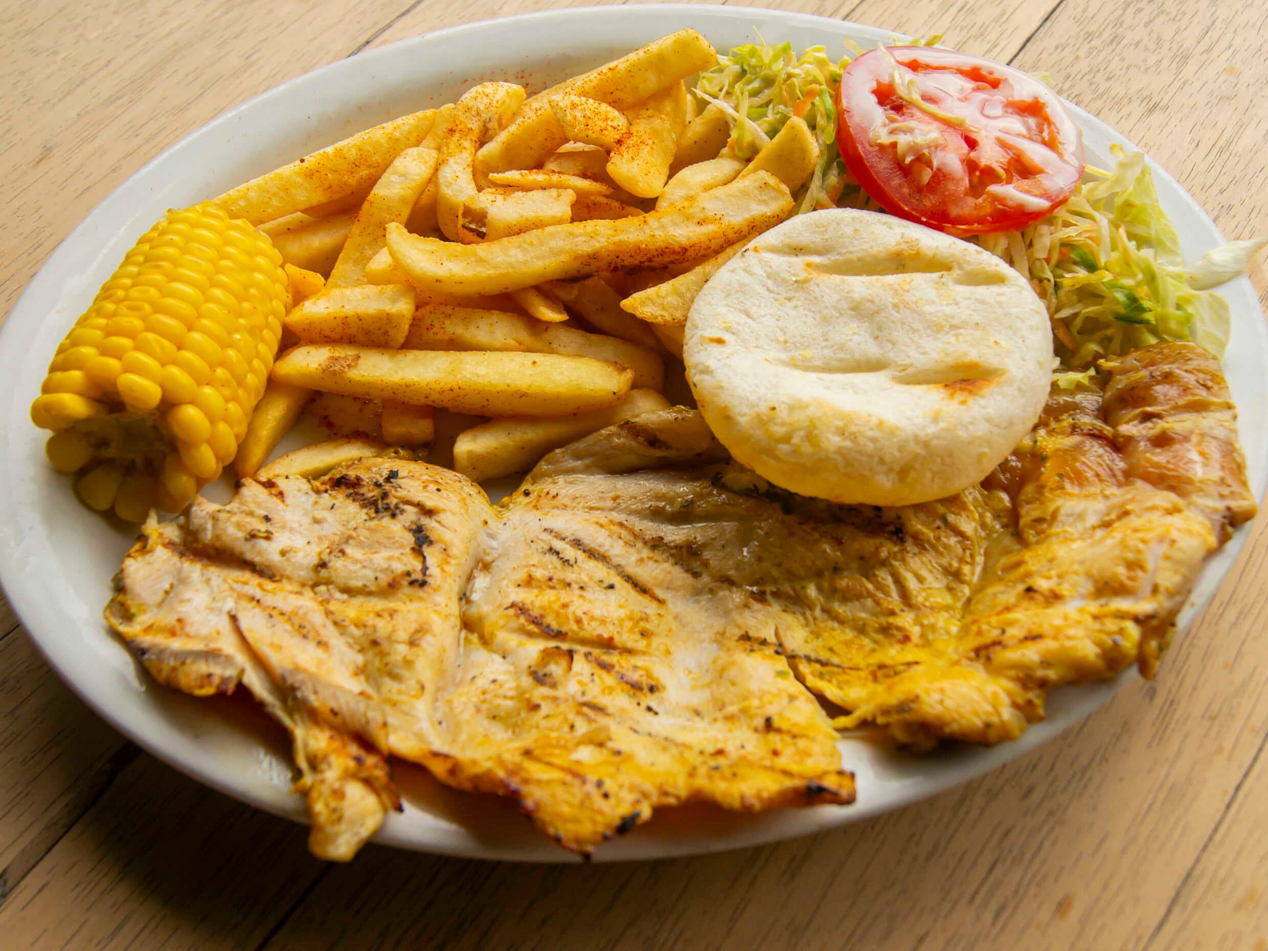Filete de Pollo a la Plancha en Salsa de Frutas