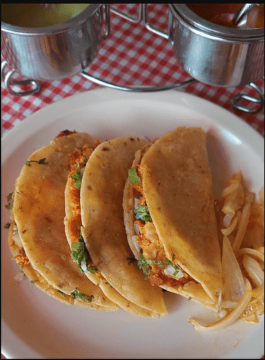 3 Tacos de Birria + Consome