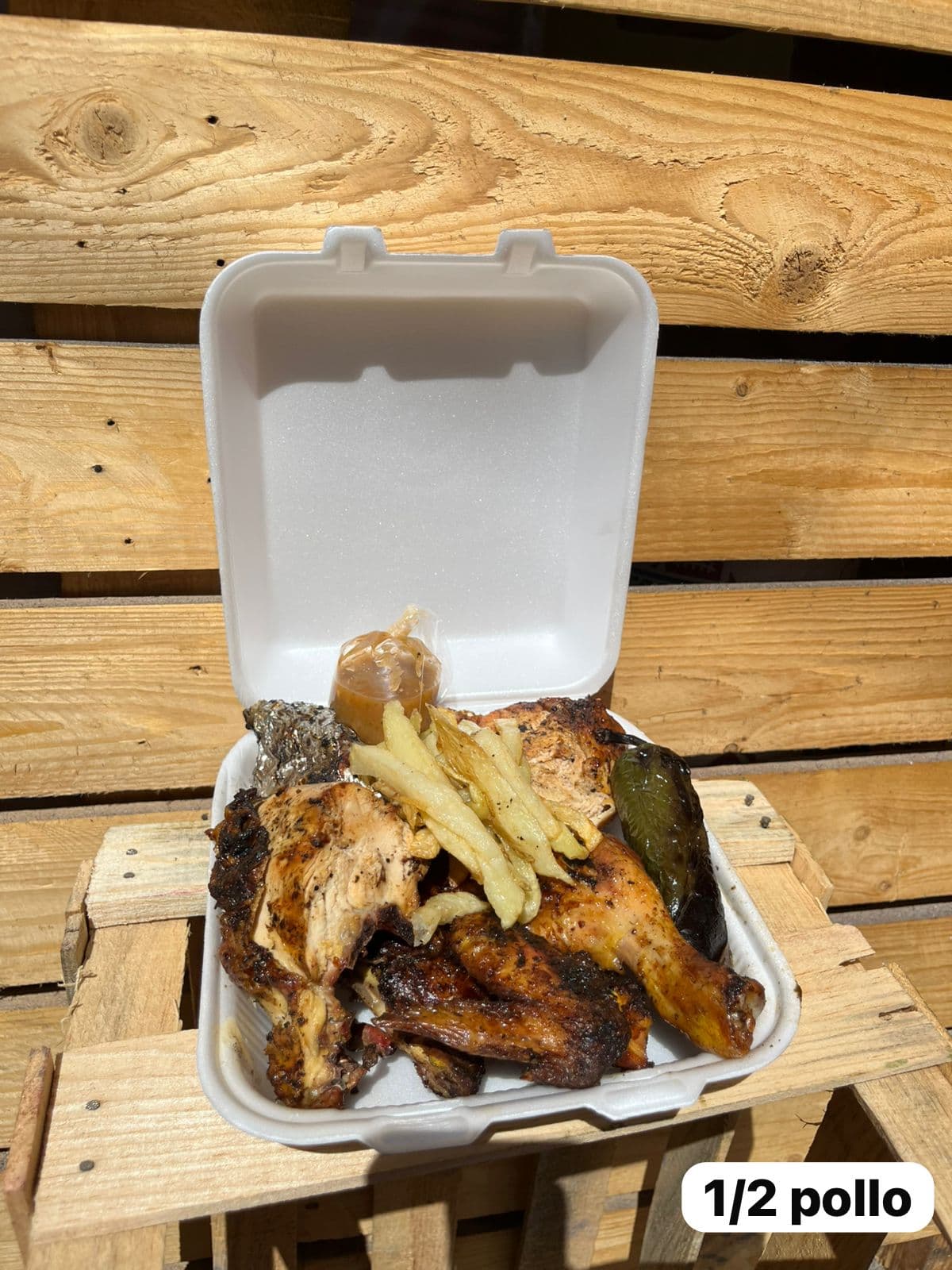 Combo Medio Pollo Jueves