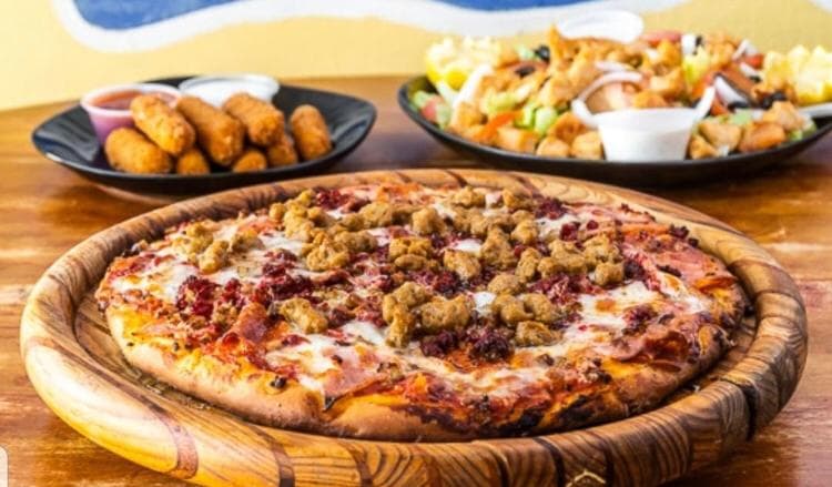 Pizza Carnes mediana