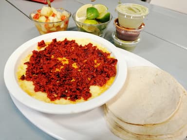 Keso Con Longaniza