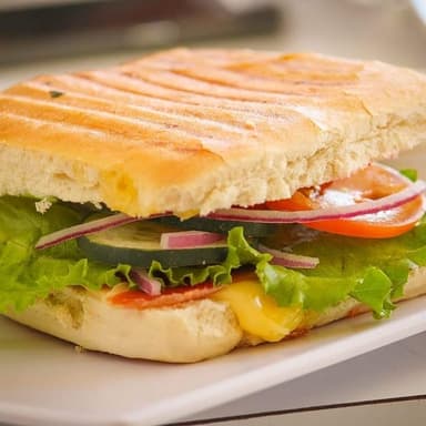 CHAPATA JAMON Y QUESO