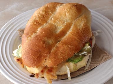 2 Tortas + 2 Jugos de Naranja