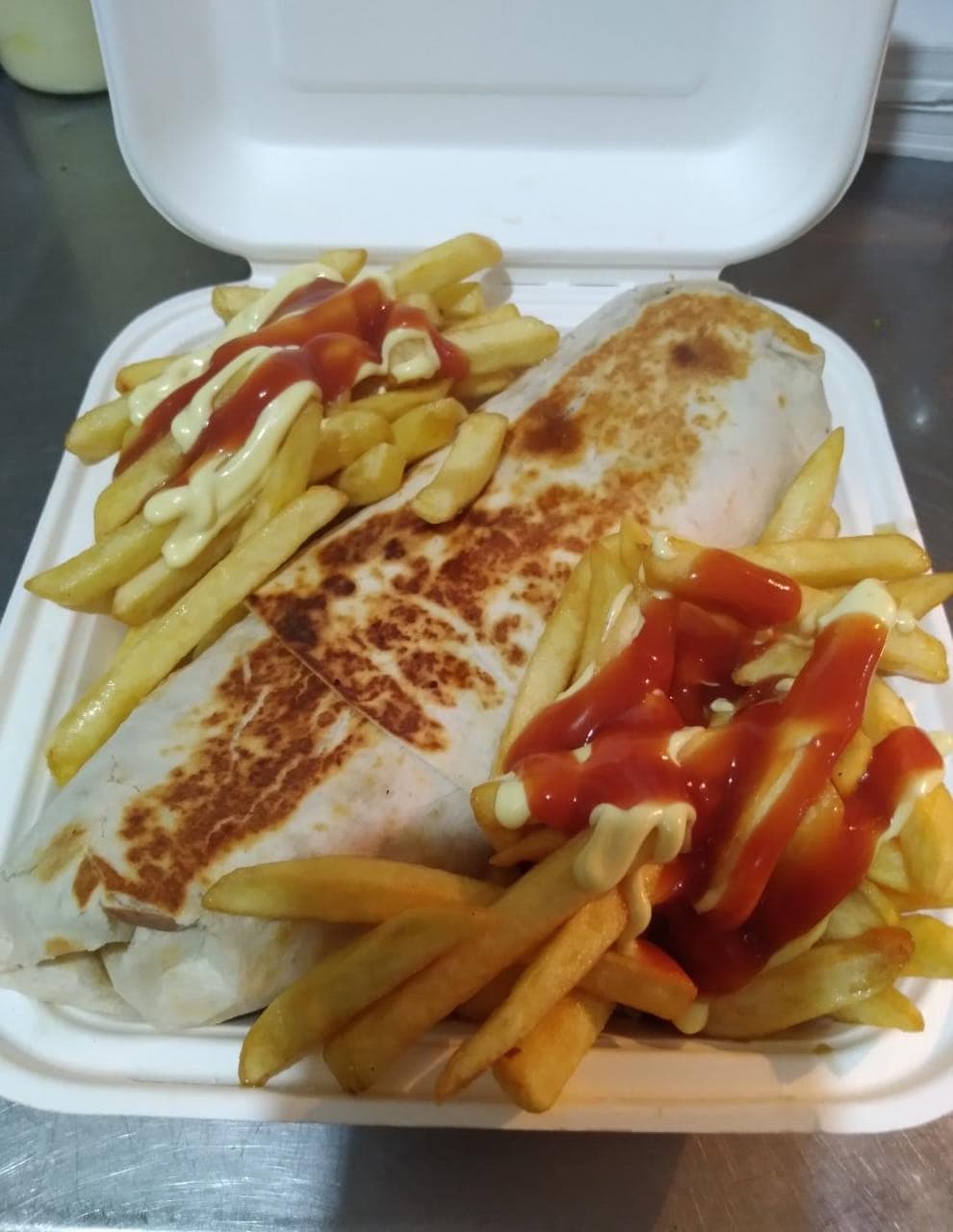 Burro Grande + Papas + Bebida