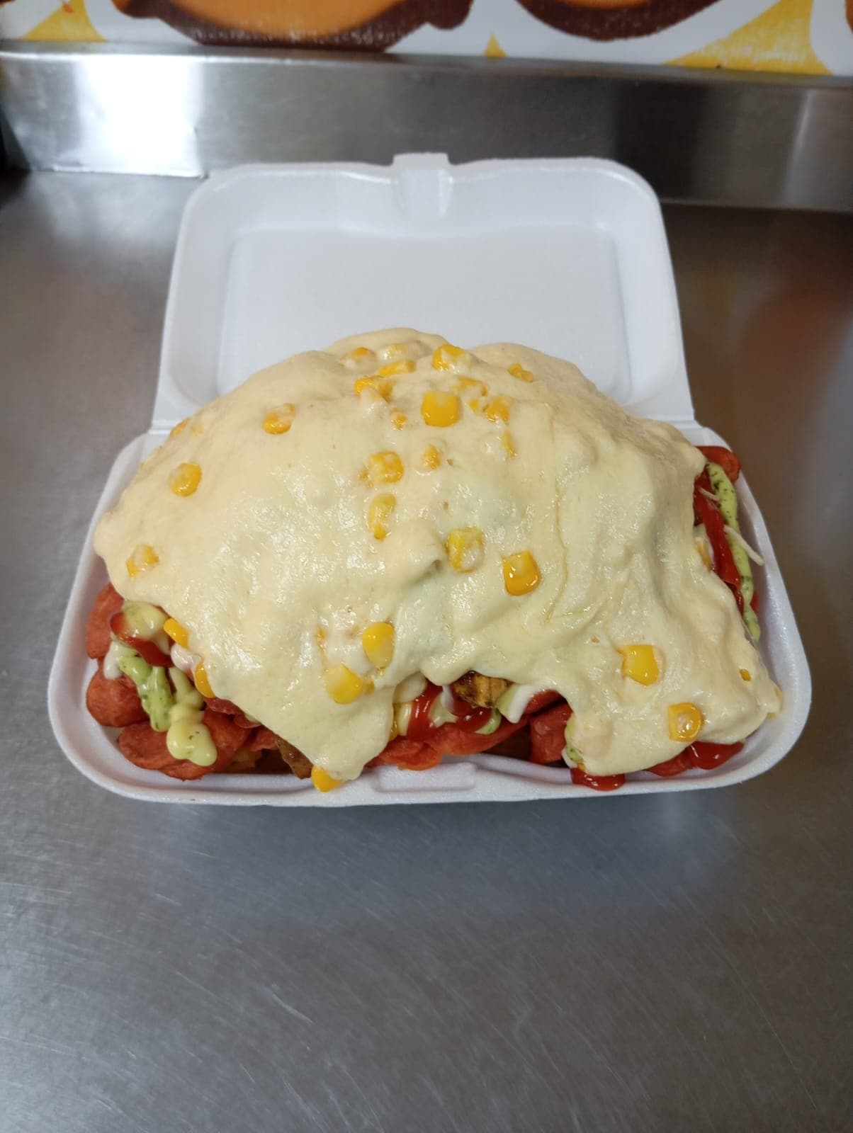 Salchipapa Desgranada 2-3 Personas +Gaseosa 400 Ml