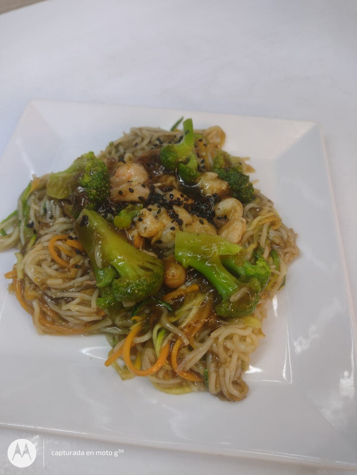 Pasta Teriyaki Soba de Camarón