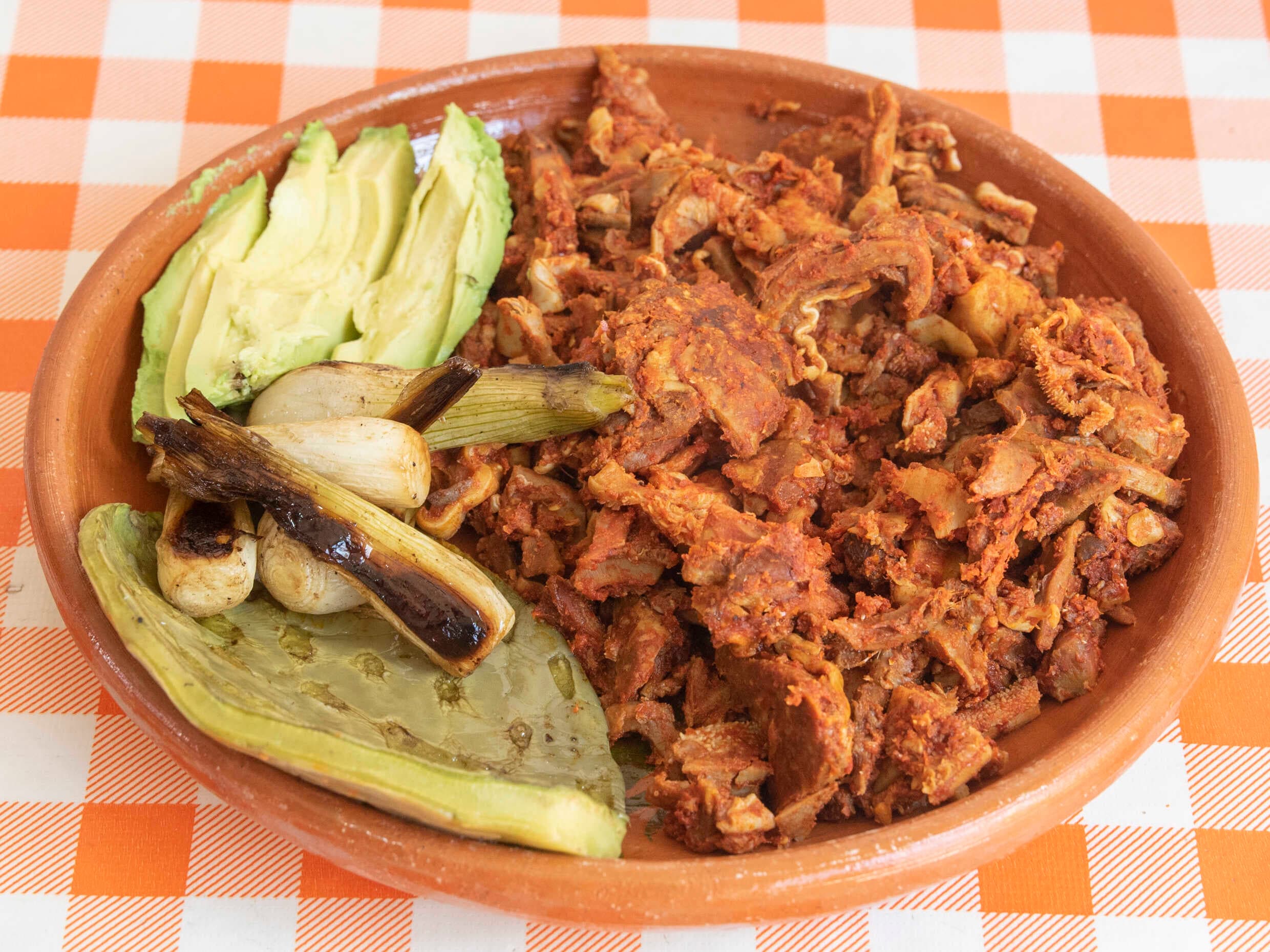 1 Kg. de Panza Enchilada de Res