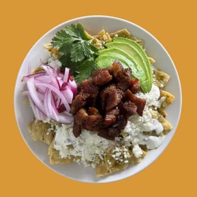 Chilaquiles con Chicharrón de la Ramos Medianos