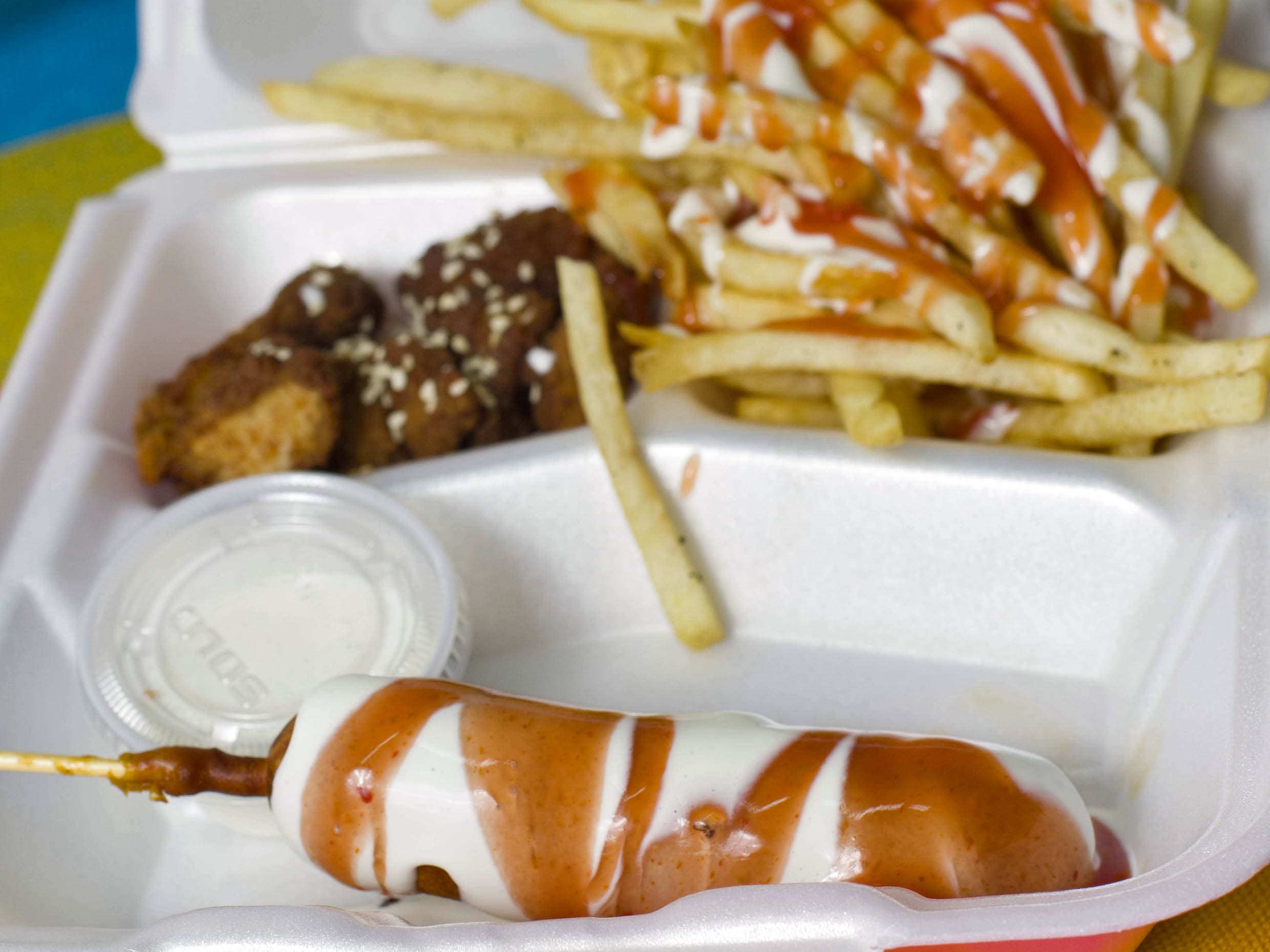 Banderilla, Boneless y Papas