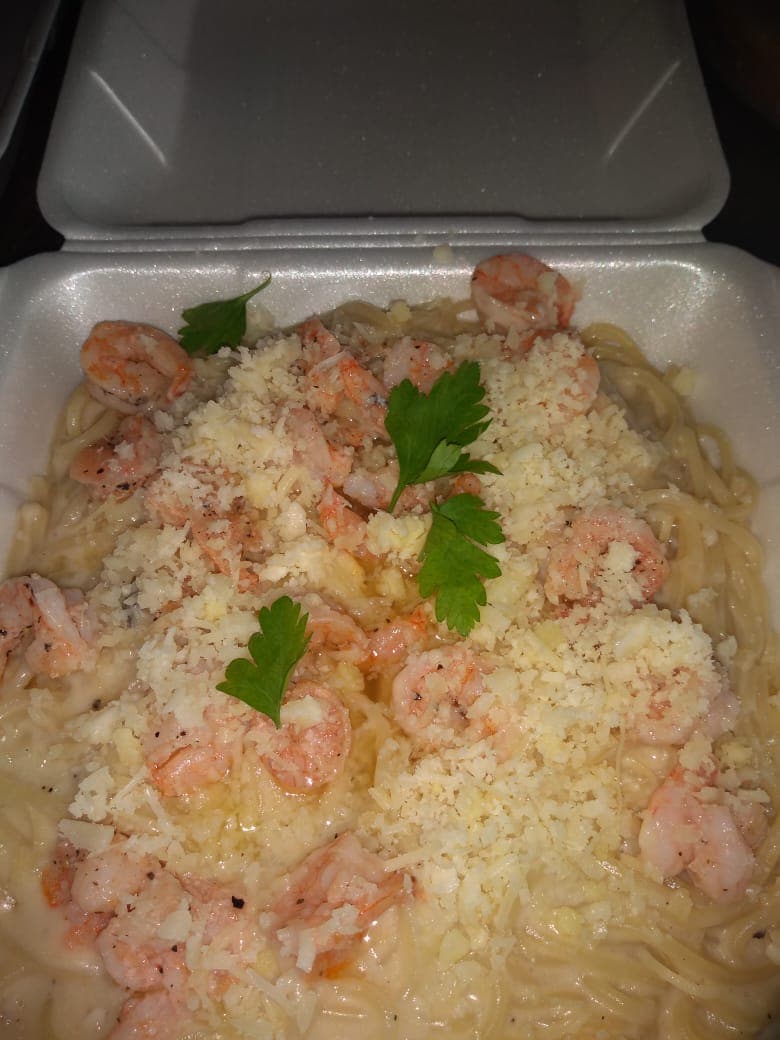 Pasta 4 Quesos y Camarones