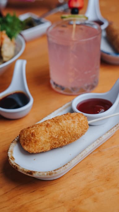 Kushiage Salmón con Queso Philadelphia