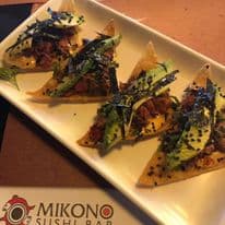 Tostadas Katsuobushi