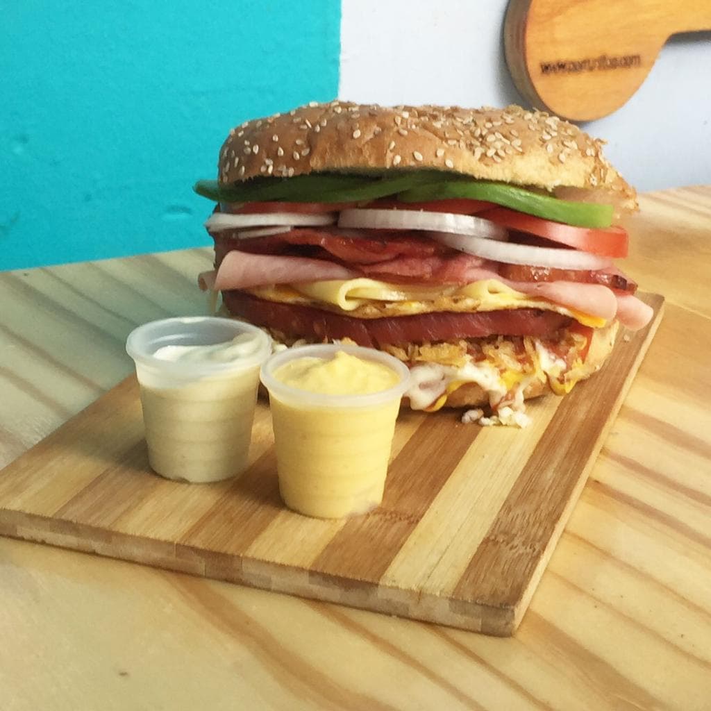 Hamburguesa Sifrina + Papa Fritas 200 gr