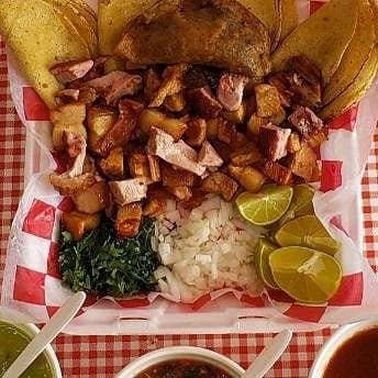 (1/2 kg) Carnitas