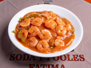 Arroz con Camarones en Salsa de Tomate