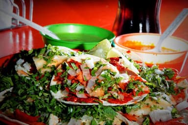 Combo 5 Tacos al Pastor y Refresco