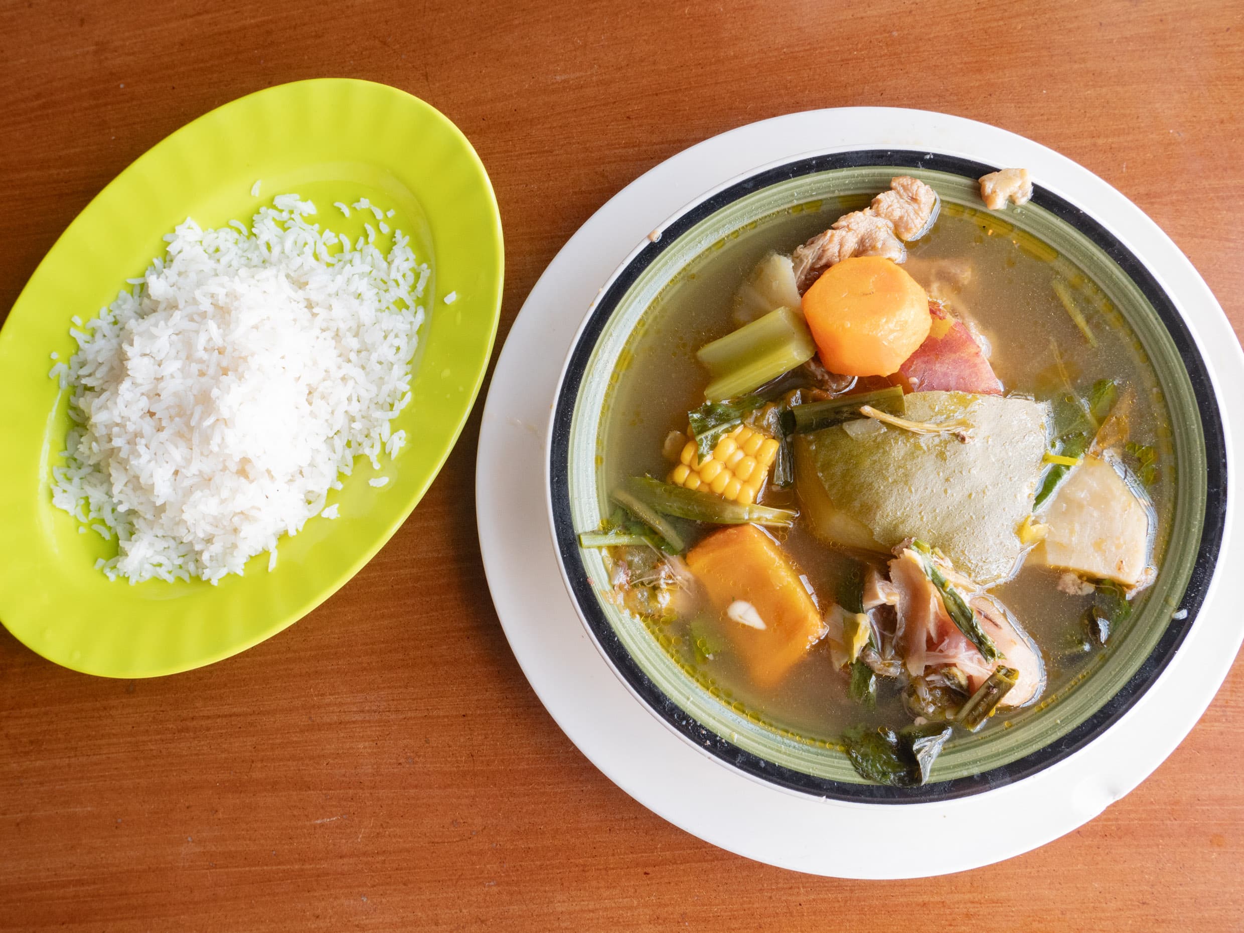 Olla de Carne + Arroz Blanco