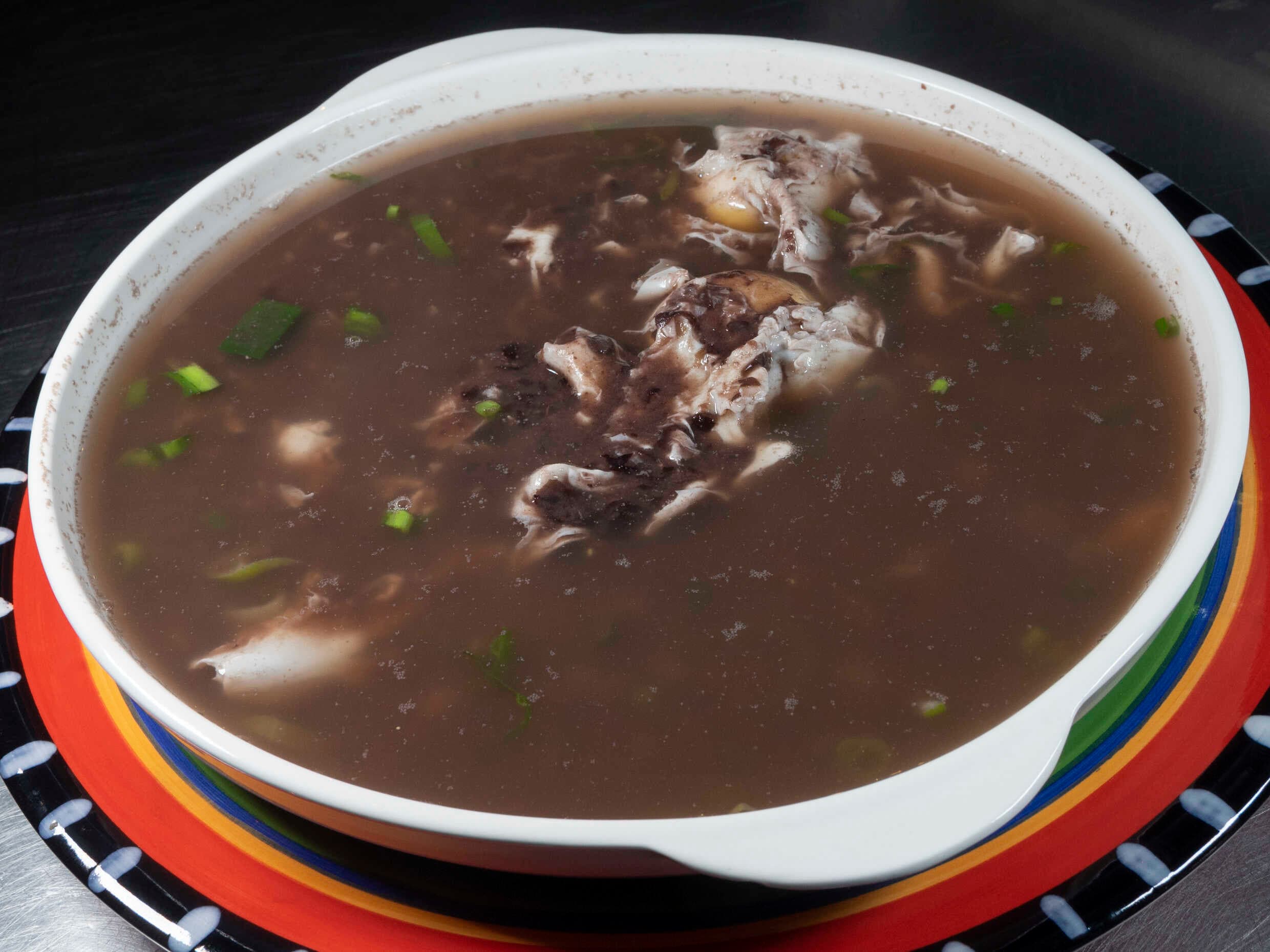 Sopa Negra