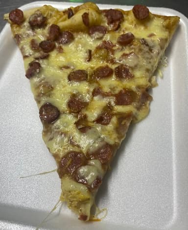 Pizza Kabanos