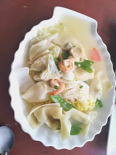 Sopa de Wantan de Camarones