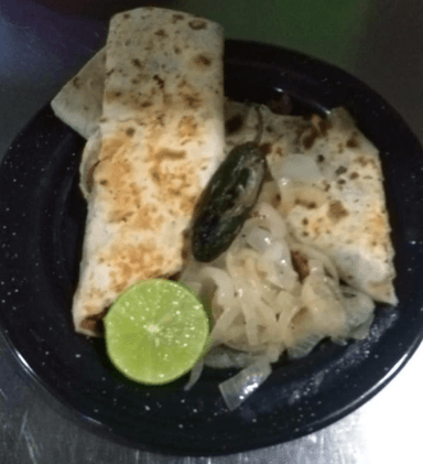BURRITO DE CHICHARRON