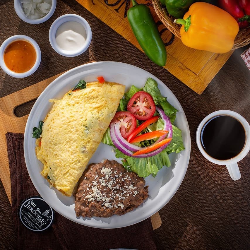 Omelette y Café
