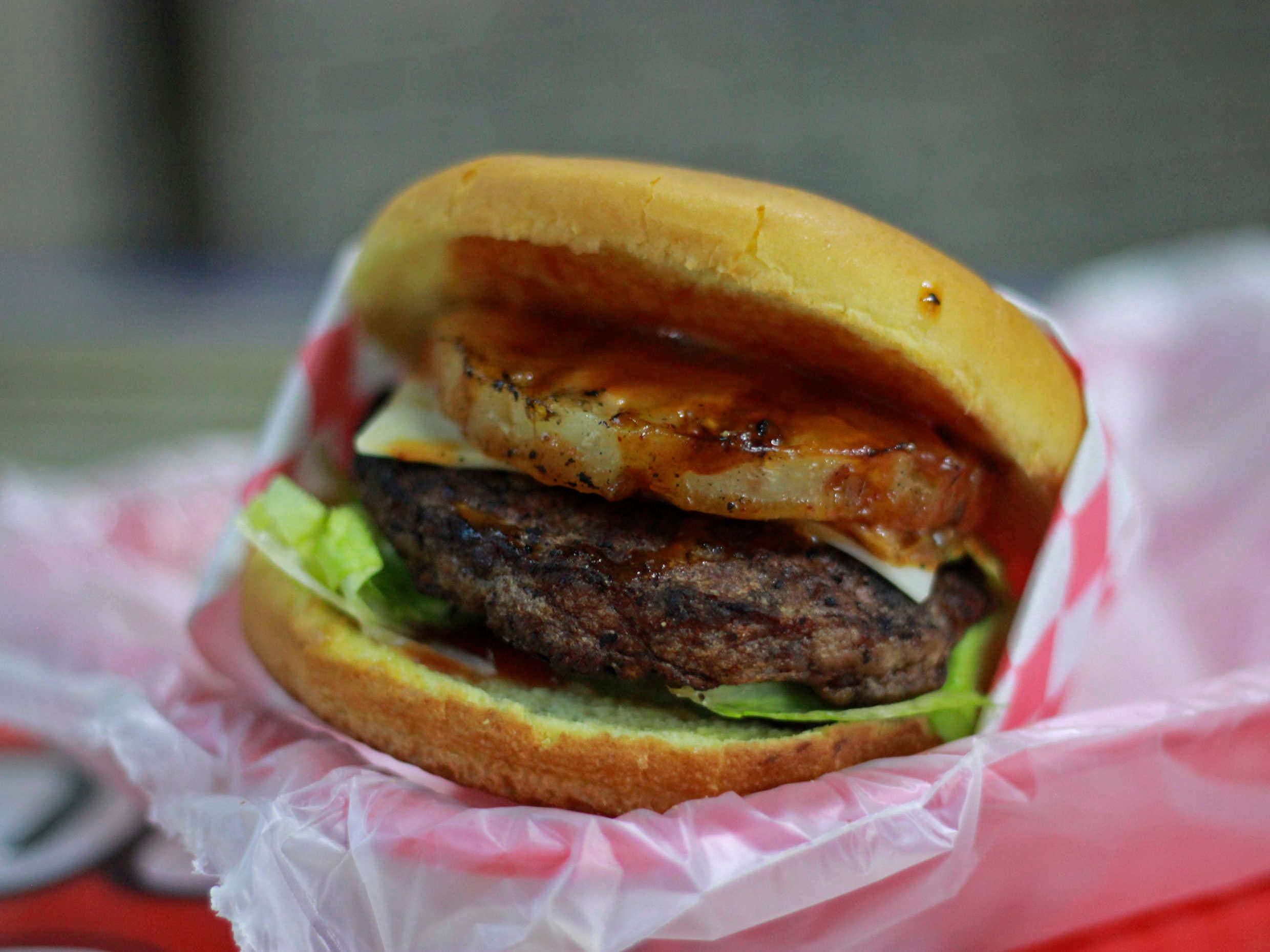 Hamburguesa Suprema Hawaiana🍔🍍