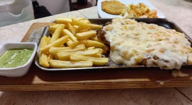 Lomo de Cerdo En Salsa De Durazno