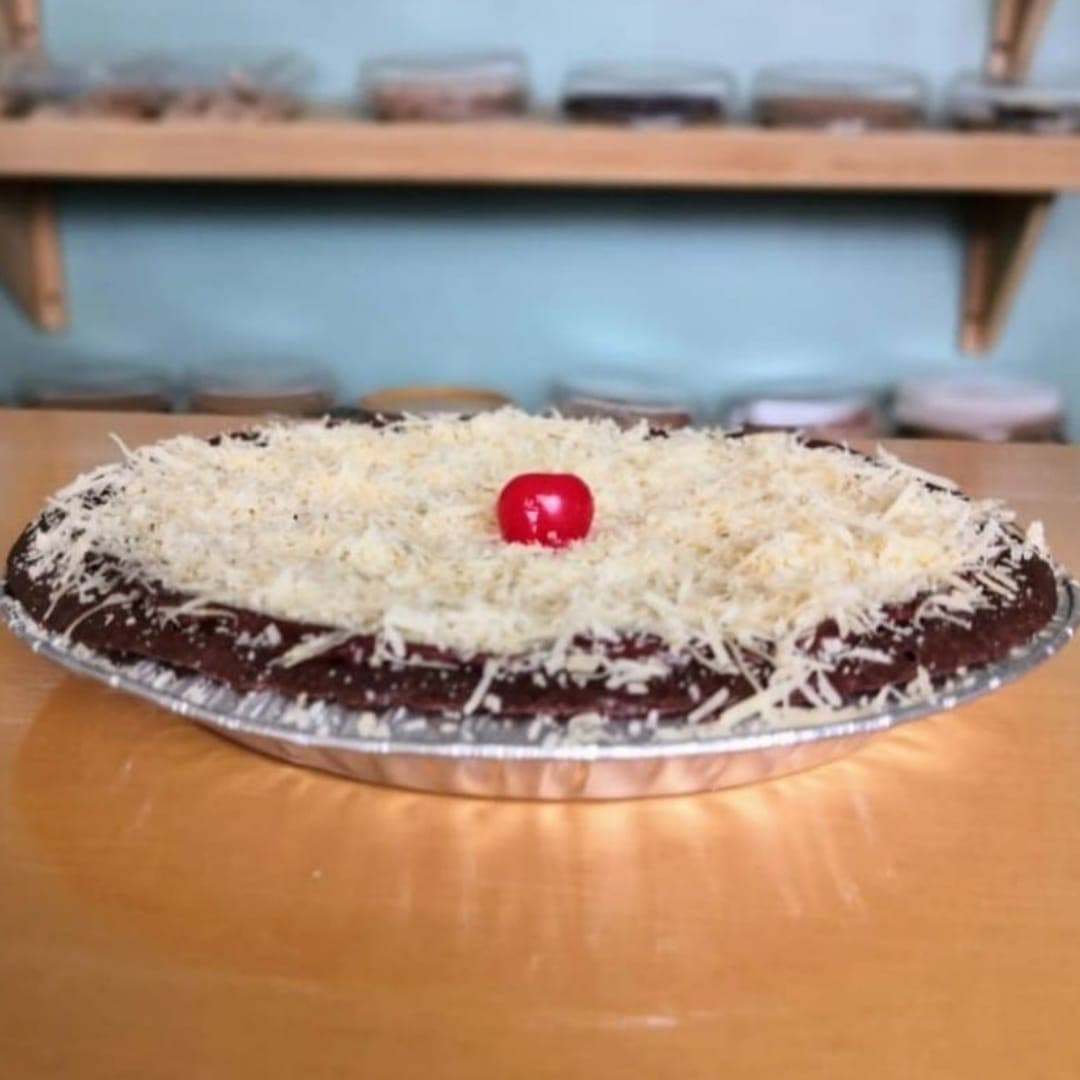 Pay de Brownie con Queso de Bola