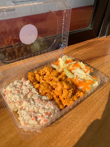 Combo 4- Ensalada Clásica más Jugo CH