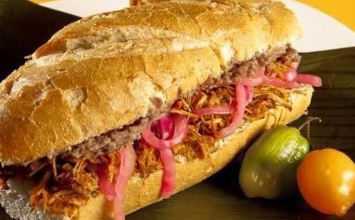 Torta de Cochinita