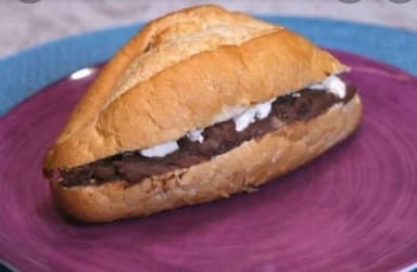 Lonche de Frijoles con Queso